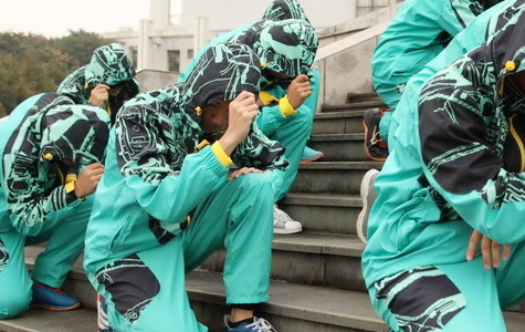 梅西数码喷绘塑造浙江农林大学高逼格校服