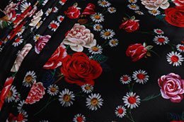 【火爆热销】杭州梅西新出品的棉麻数码印花面料大受欢迎